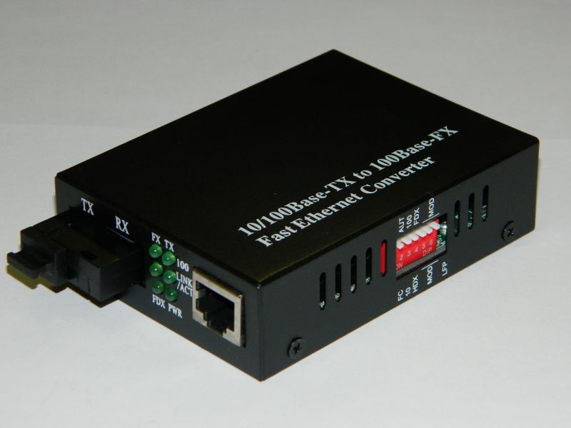 WDM медиаконвертер 10/100Base-TX/100Base-FX, одноволоконный, SM, SC, 1310nm, с DIP переключателем, 20км, 100Mbit  WDM-1310/1550DIP