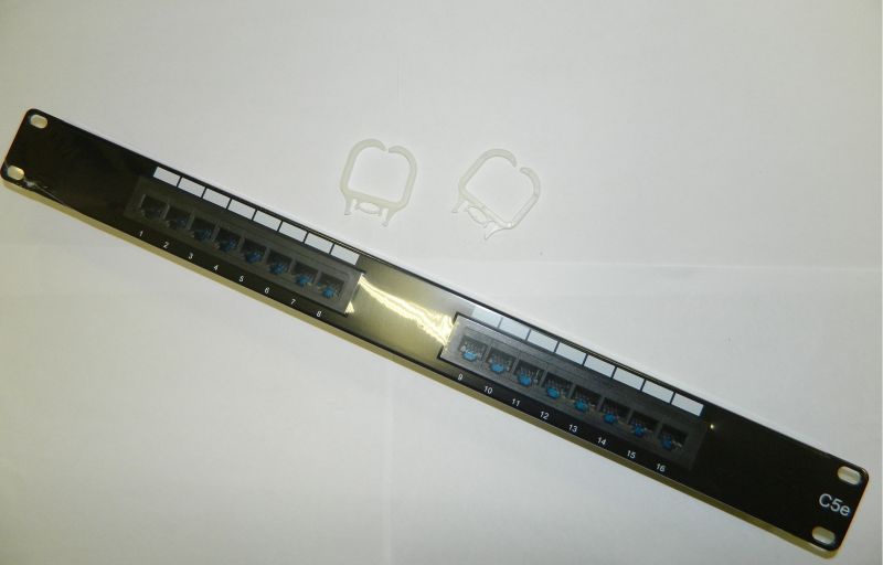 Патч-панель UTP, 19", 16 портов RJ45, cat.5е, 1U, Dual Type, "L"  NUP5EU-54065